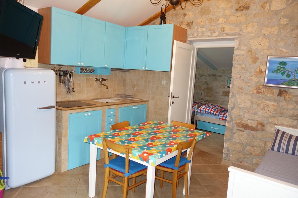 Vila Majda Tar-Vabriga エクステリア 写真